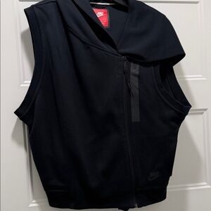 Nike Black Zip-Up Sleeveless Vest